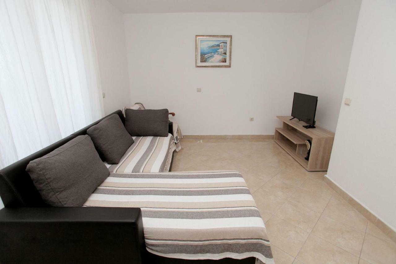 Apartments Maja - Sea View Трогир Экстерьер фото